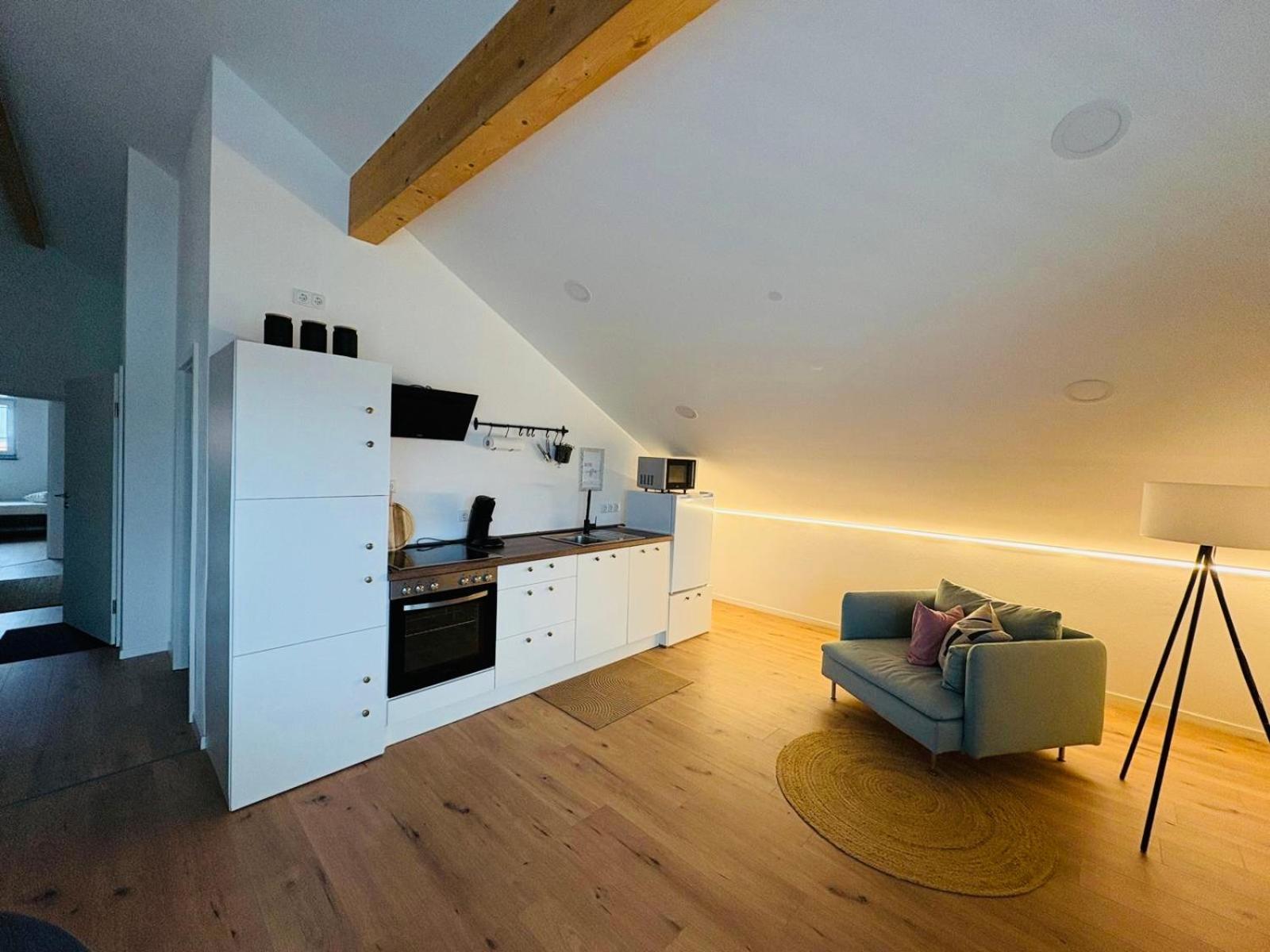Allgaeu Zimmer Leandi Memmingen Exterior photo